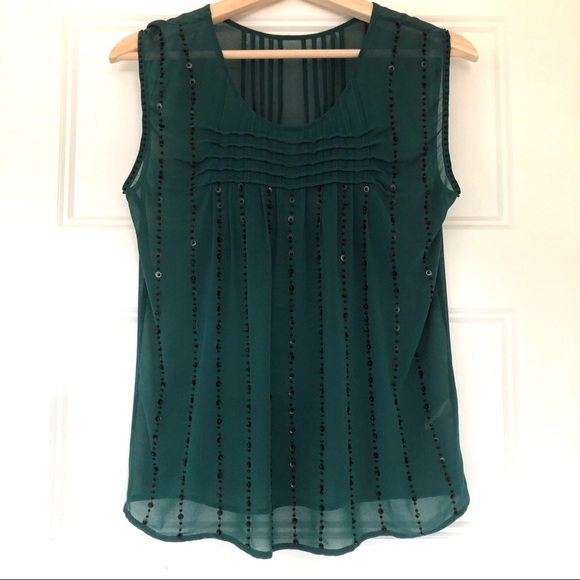 2/$10 - Sleeveless blouse - Picture 2 of 5